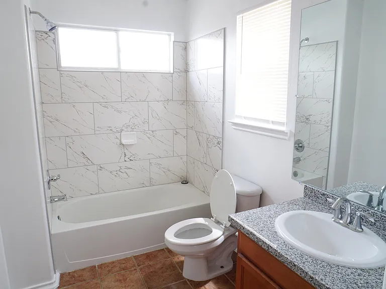 4403 Sprangletop Ave — Photo 15