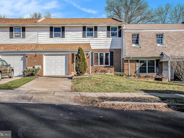 327 Laurel Dr, Trappe, PA 19426