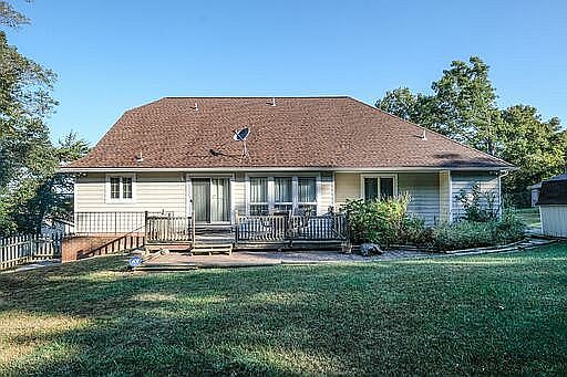 4th image of 1755 W Commonwealth Dr