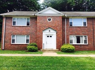 26 Hallock St #14, Amherst, MA 01002