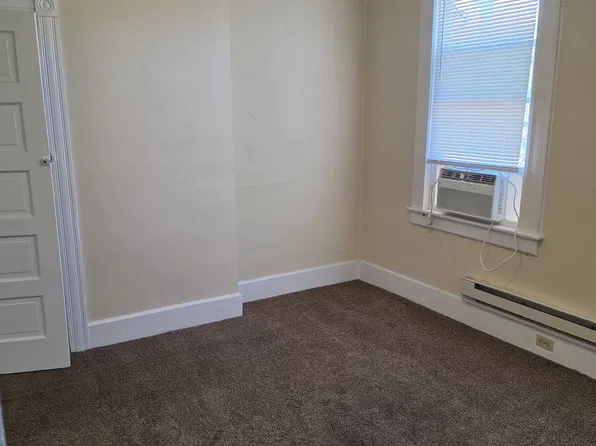 140 N Mechanic St APT 2, Cumberland, MD 21502