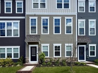 1761 Autumn Maple Leaf Dr, Dumfries, VA 22026