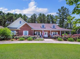 126 Sweetbriar Lakes Dr, Thomasville, GA 31757