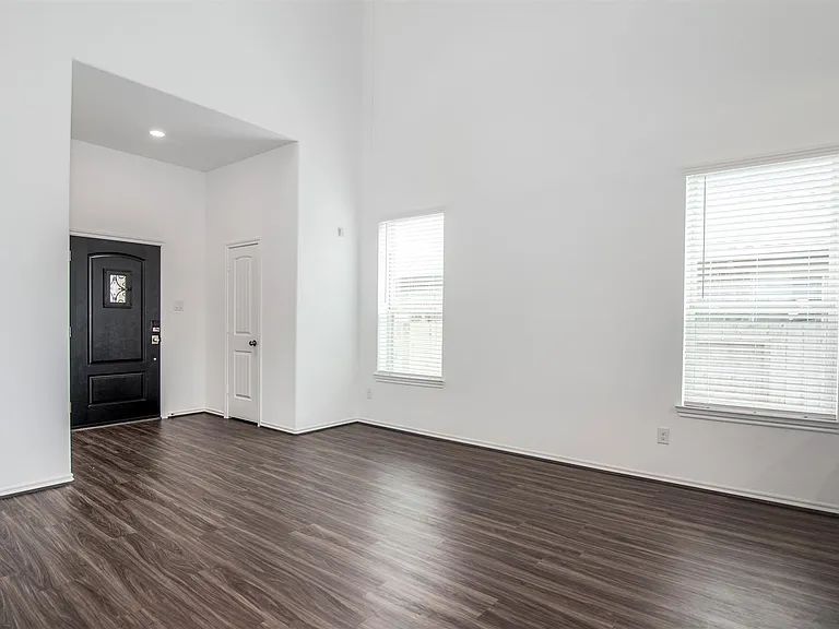 23741 Woodgreen Terrace Dr — Photo 7