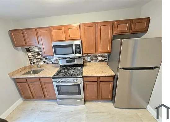 1 bed, $1,000 — Photo 2