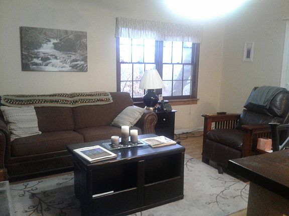 Upstairs Living Area 1