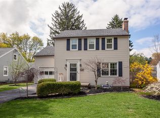 217 Clovercrest Dr, Rochester, NY 14618