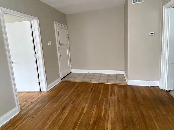 4th image of 1817 Allen Ave