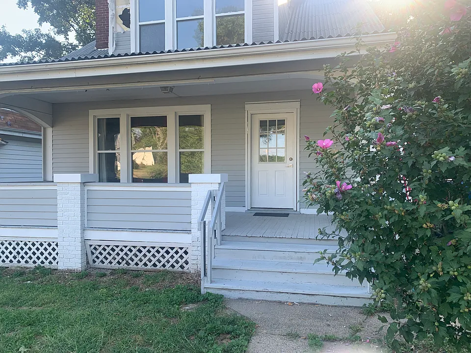 157 N Broad St