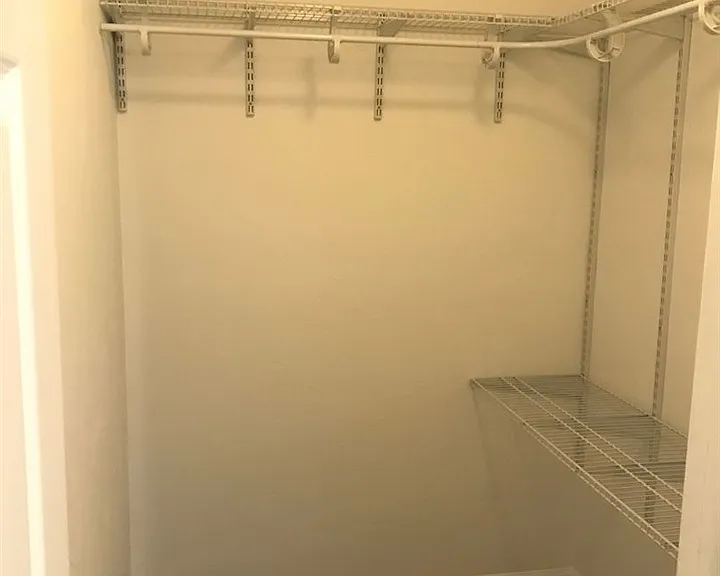 156 Locke St #C — Photo 11