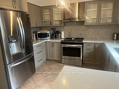 15 Enzo Cres — Photo 4