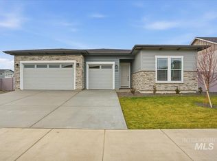 2163 N Kenora Ave, Star, ID 83669