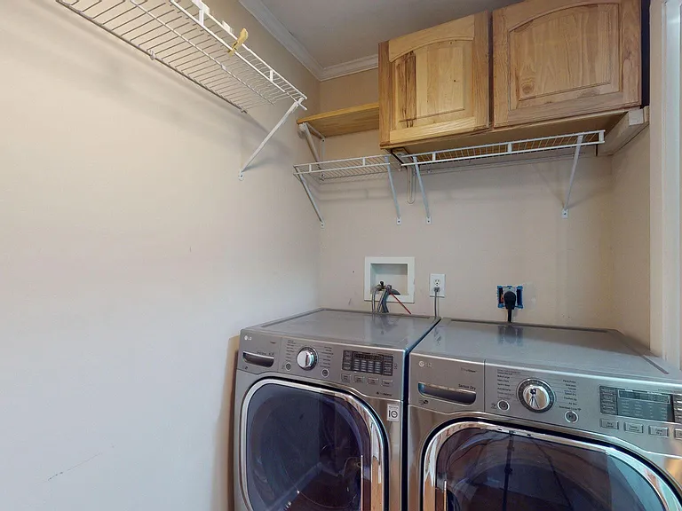 221 Salty Shores Rd — Photo 34