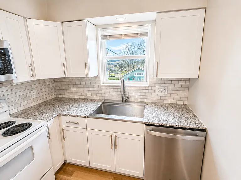 204 N Morse Ave #34 — Photo 3