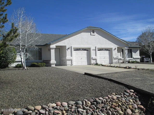 4749 N. Viewpoint Drive — Photo 1
