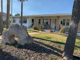 521 University Boulevard