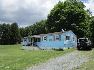 1818 W Lakeview Dr, Johnson City, TN 37601