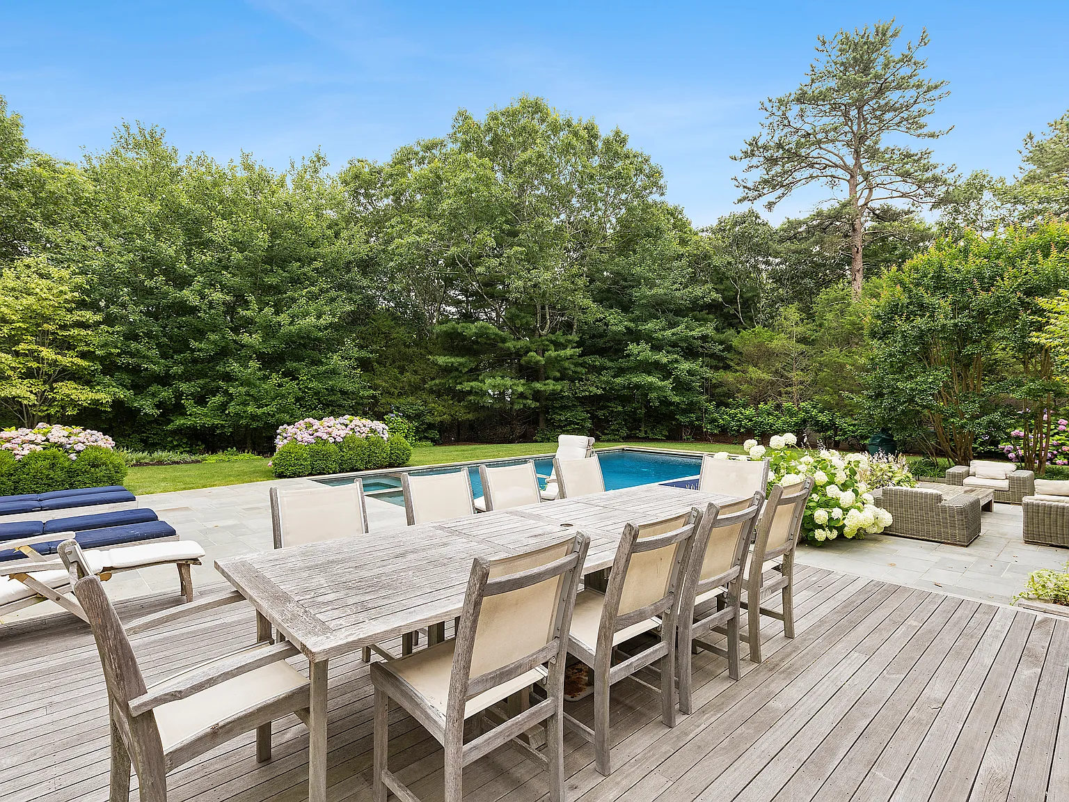 Renovated-Modern East Hampton Hideaway — Photo 2