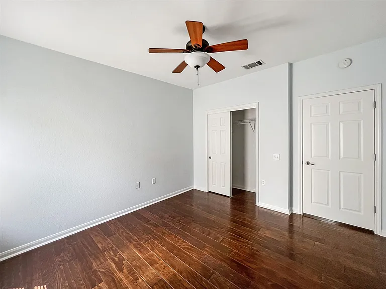 3917 Bronco Bend Loop — Photo 33