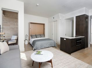 702 Oak Grove Ave APT 4, Menlo Park, CA 94025