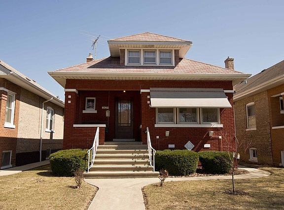 4th image of 2623 Kenilworth Ave