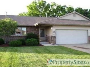 4295 Oak Ridge Dr NW, Grand Rapids, MI 49534