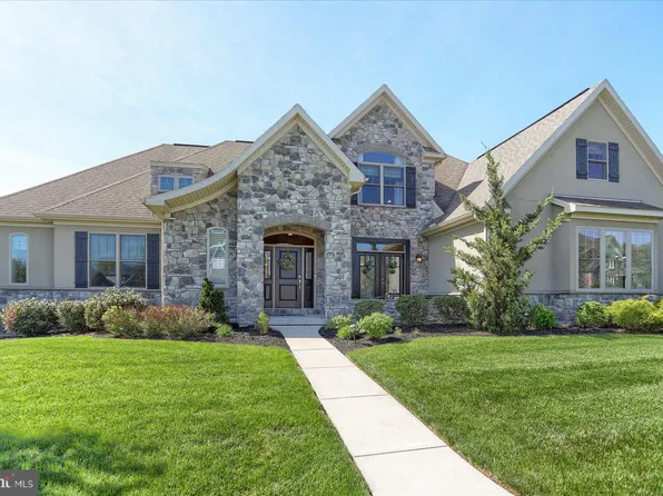 6527 Plowman Rdg, Harrisburg, PA 17112