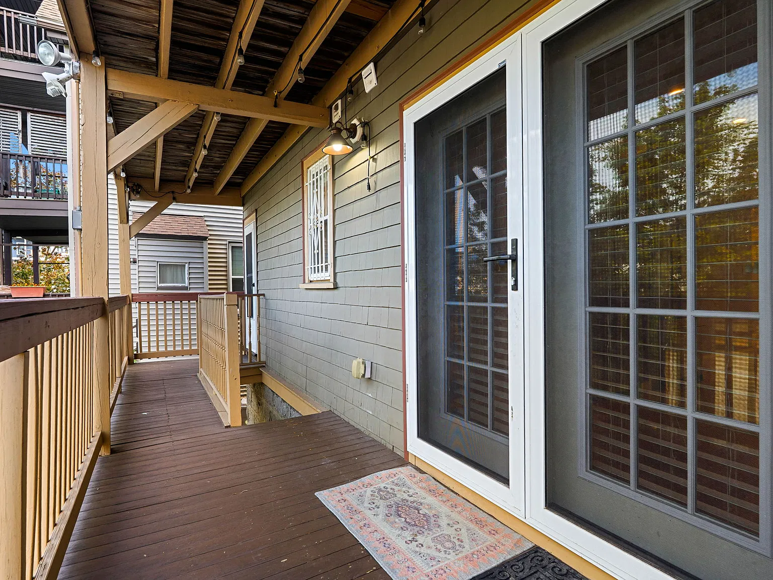 2 bed, 1000 sqft, $3,400 — Photo 4