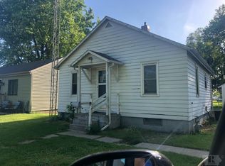 903 S 6th St, Oskaloosa, IA 52577