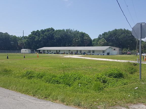 3rd image of 10007 Lazella St