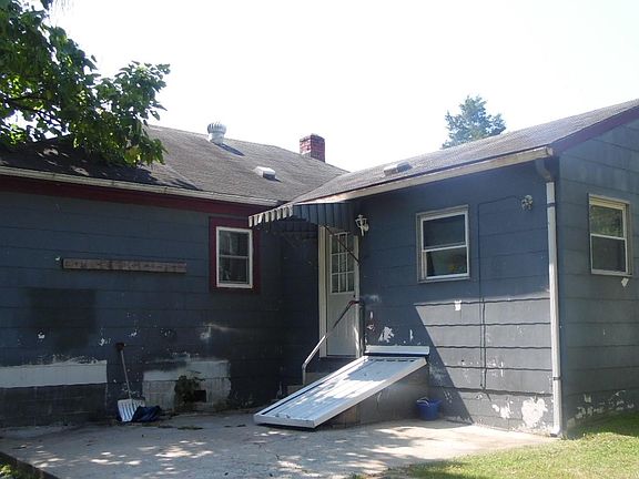 4th image of 534 Pocahontas St