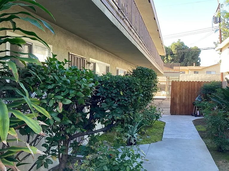 7331 — Photo 2