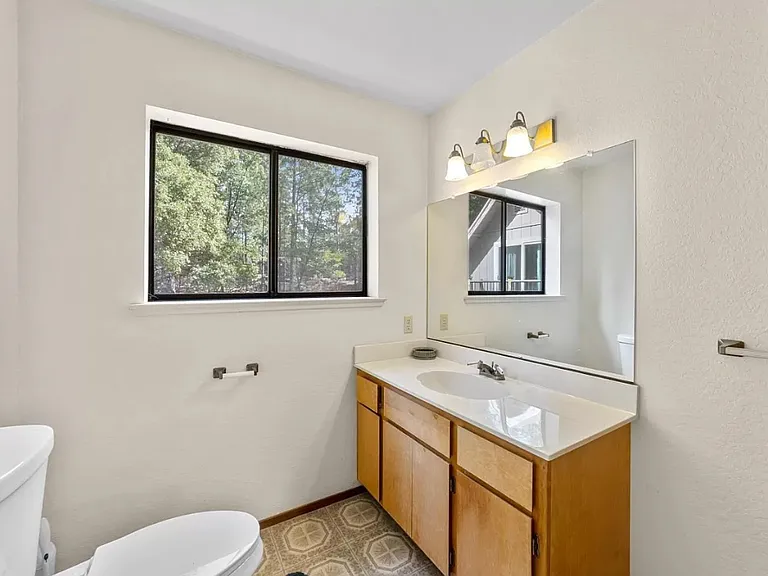 3146 Buckeye Ct — Photo 4