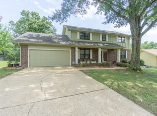 6708 Moss Lake Dr, Hixson, TN 37343