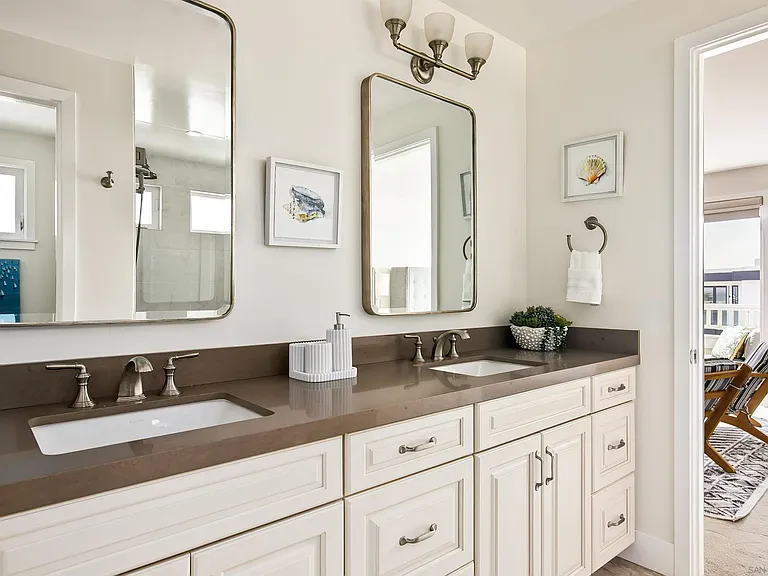 298 Playa Del Sur — Photo 32