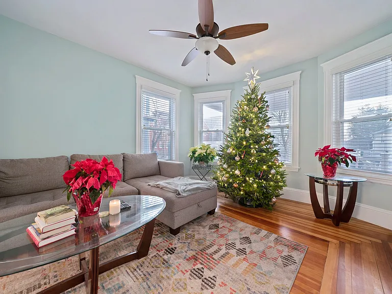 99 Yeomans Ave — Photo 4