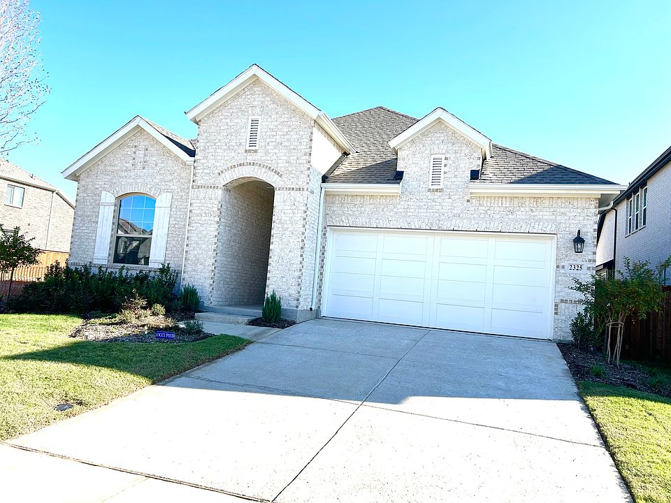 1st image of 2325 Plumeria Ln