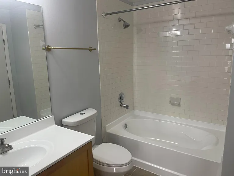 437 New York Ave NW #807 — Photo 6