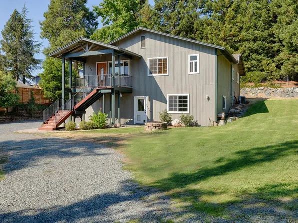 105 Oak Tree Dr, Auburn, CA 95603