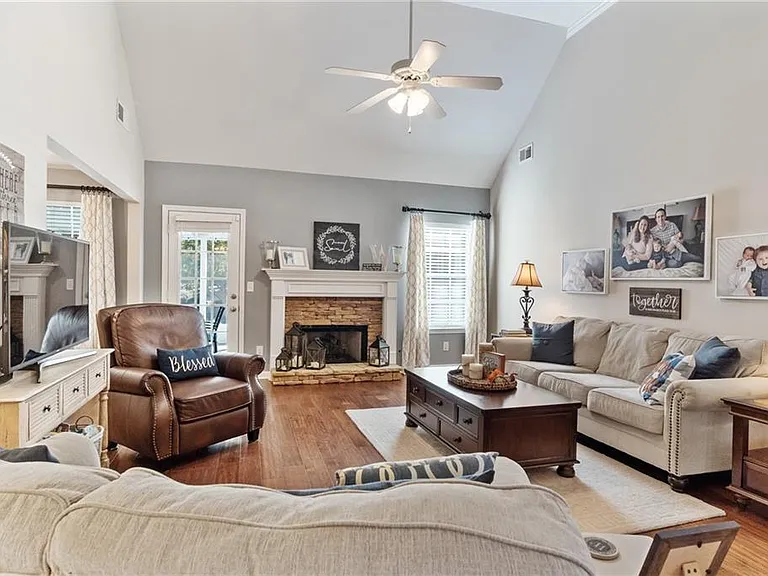 4735 Bryn Ridge Ct — Photo 9
