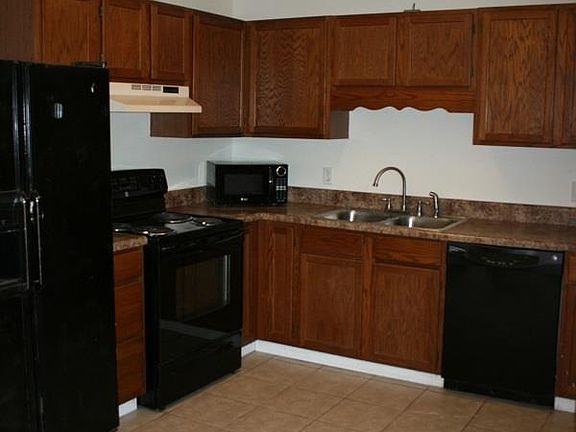 2nd image of 733 Brook Meadow Ln