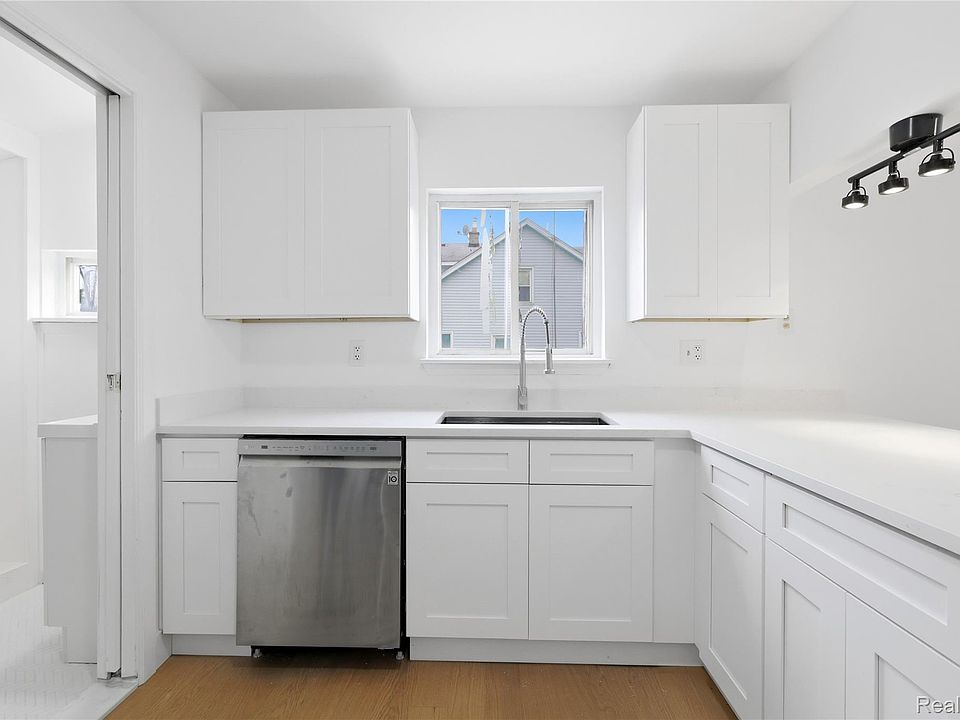 11236 Dodge Ave, photo 13