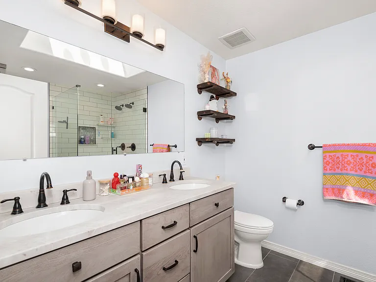 2313 Decatur St — Photo 29