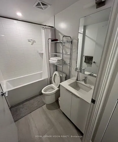 357 King St W #1804 — Photo 7