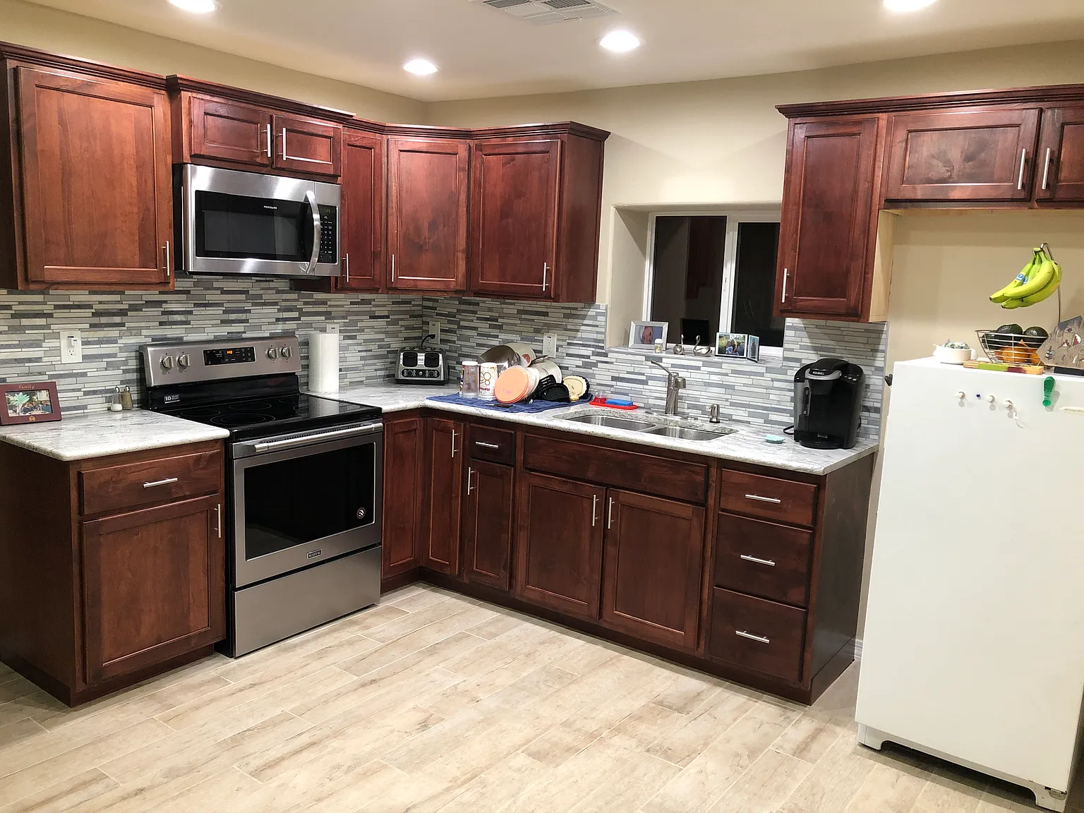 3 bed, 1092 sqft, $2,300 — Photo 3