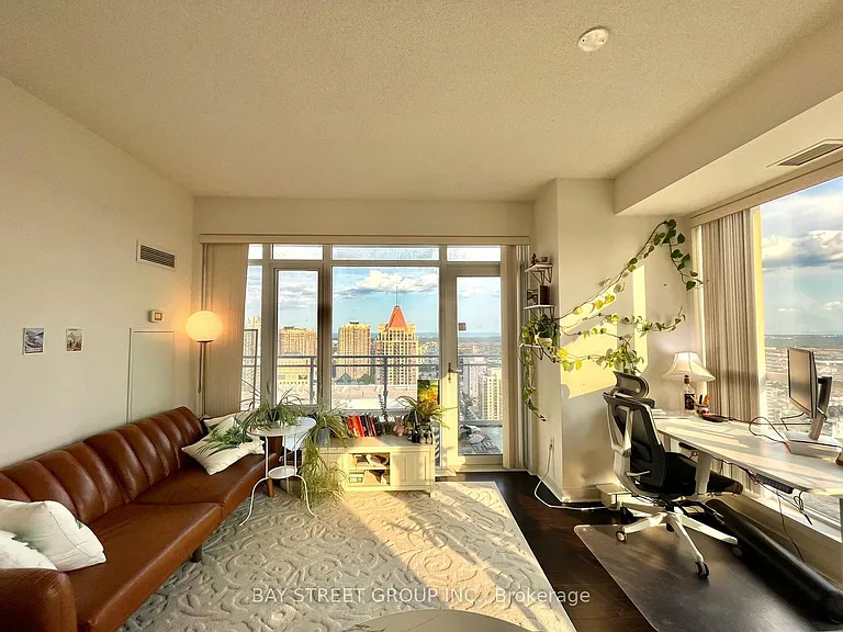 360 Square One Dr #2905 — Photo 6