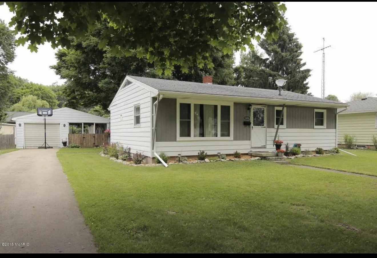 2 bed, 1560 sqft, $1,400 — Photo 1