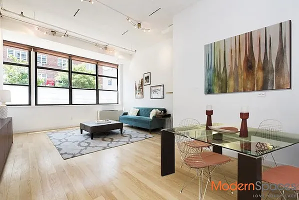 Sold by Modern Spaces | media 12