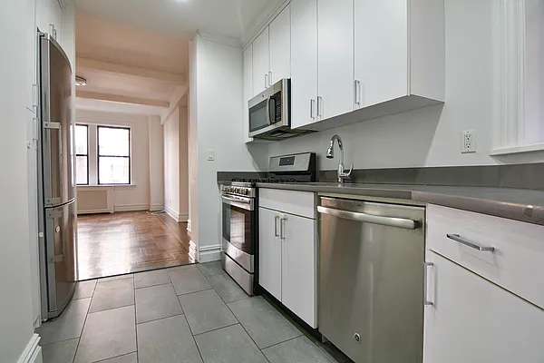 Rented by Corcoran | media 4