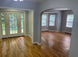 2106 Brown School Rd, Saint Joseph, MI 49085